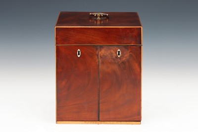 Lot 29 - Georgian Domestic Apothecary Chest