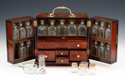 Lot 30 - Victorian Domestic Medicine Chest