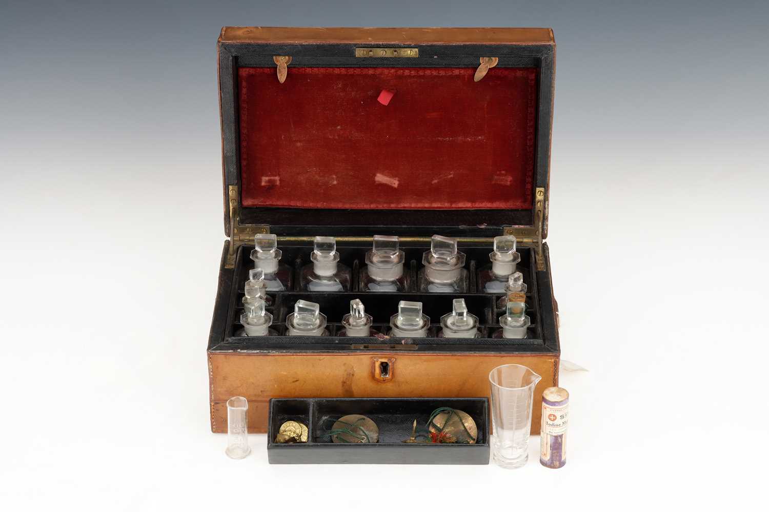 Lot 33 - A Travelling Medicine Chest