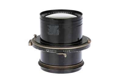 Lot 231 - A Wollensak Verito Diffused Focus f/4 11½" Lens