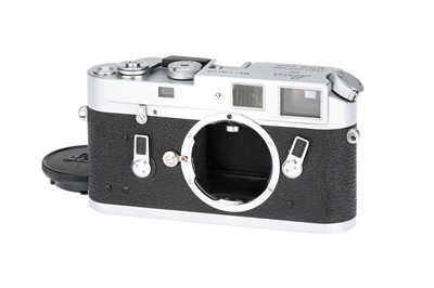 Lot 34 - A Leica M4 Rangefinder Body