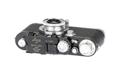 Lot 3 - A Leica IIIc Rangefinder Camera