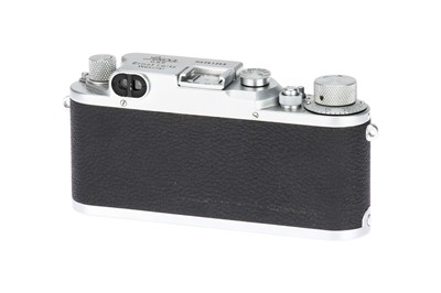 Lot 15 - A Leica IIIc Rangefinder Camera