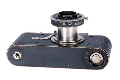 Lot 3 - A Leica Ib Compur Camera