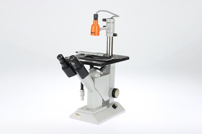 Lot 587 - Zeiss Inverted Binocular Microscope