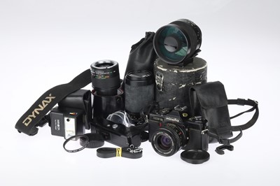 Lot 320 - A Selection of Photographic Items