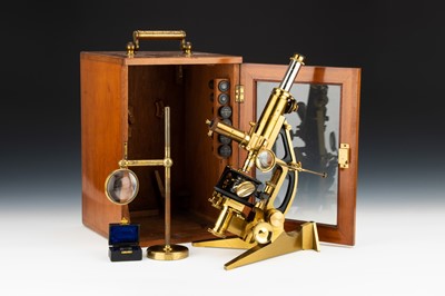 Lot 93 - An Exceptionally Fine Presentation Rosenhain Metallurgical Microscope