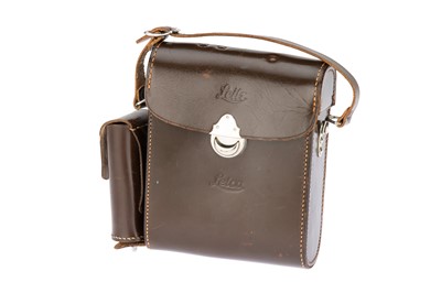 Lot 73 - A Late Leitz ETRIN Case
