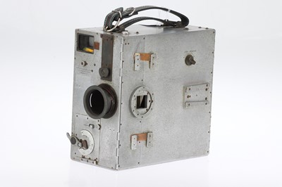 Lot 504E - A Newman & Sinclair Auto Kine 35mm Motion Picture Camera