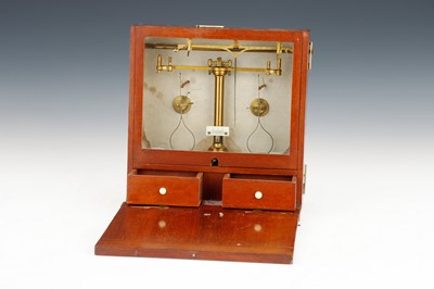 Lot 161 - A Small Set of Assay Scales
