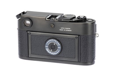 Lot 41 - A Leica M6 TTL 0.85 35mm Rangefinder Camera