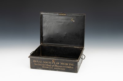 Lot 1 - Royal Society of Medicine Document Box