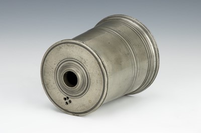 Lot 60 - An Unusual Form of Mudge's Inhaler