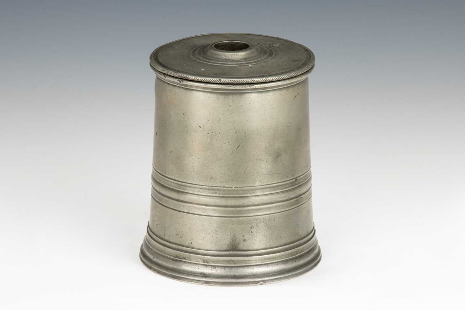 Lot 60 - An Unusual Form of Mudge's Inhaler