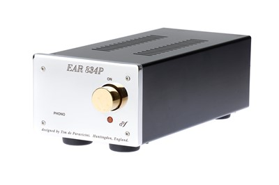 Lot 9 - A Tim de Paravinci Ear 834P Pre-Amplifier