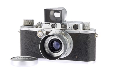 Lot 10 - A Leica III Rangefinder Camera