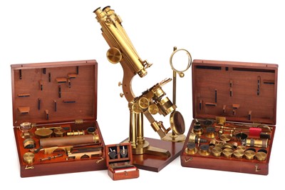 Lot 4 - A Fine Binocular 'Large Best', or 'N°1 Stand' Microscope Outfit