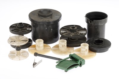 Lot 647 - END LOT: A Mixed Selection of Developing Tanks & Spirals