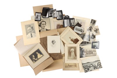 Lot 23 - Mixed Collection including Dorothy Wilding and Vandyk