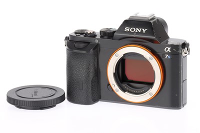 Lot 48 - A Sony A7S Digital Mirrorless SLR Camera