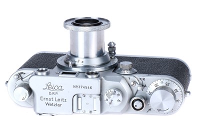 Lot 18 - A Leica IIIc Rangefinder Camera