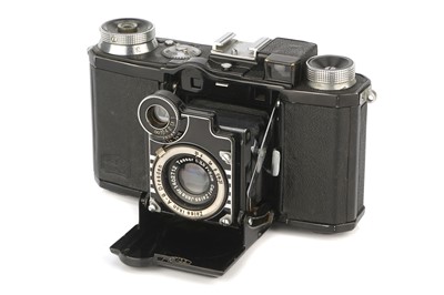 Lot 147 - A Zeiss Ikon Super Nettel I Camera