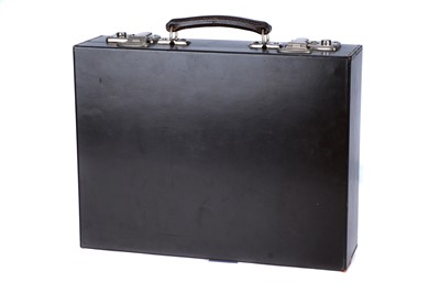 Lot 81 - A Leica Leicaflex 'Salesman Presentation' Outfit