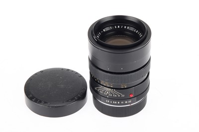 Lot 24 - A Leitz Elmarit-R f/2.8 90mm Lens