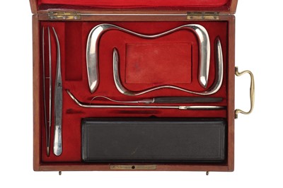 Lot 7 - A Cleft Palate Set
