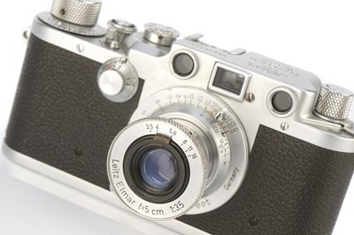 Lot 17 - A Leica IIIc Rangefinder Camera