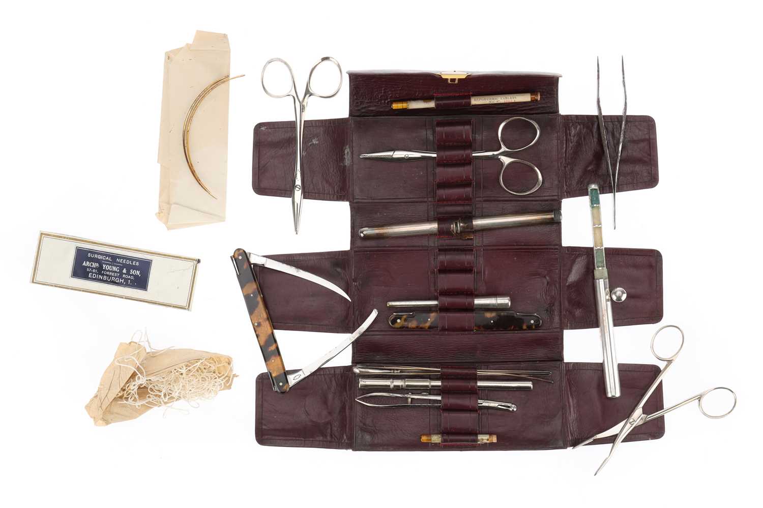 Lot 32 - A Pocket Surgical Instrument Set