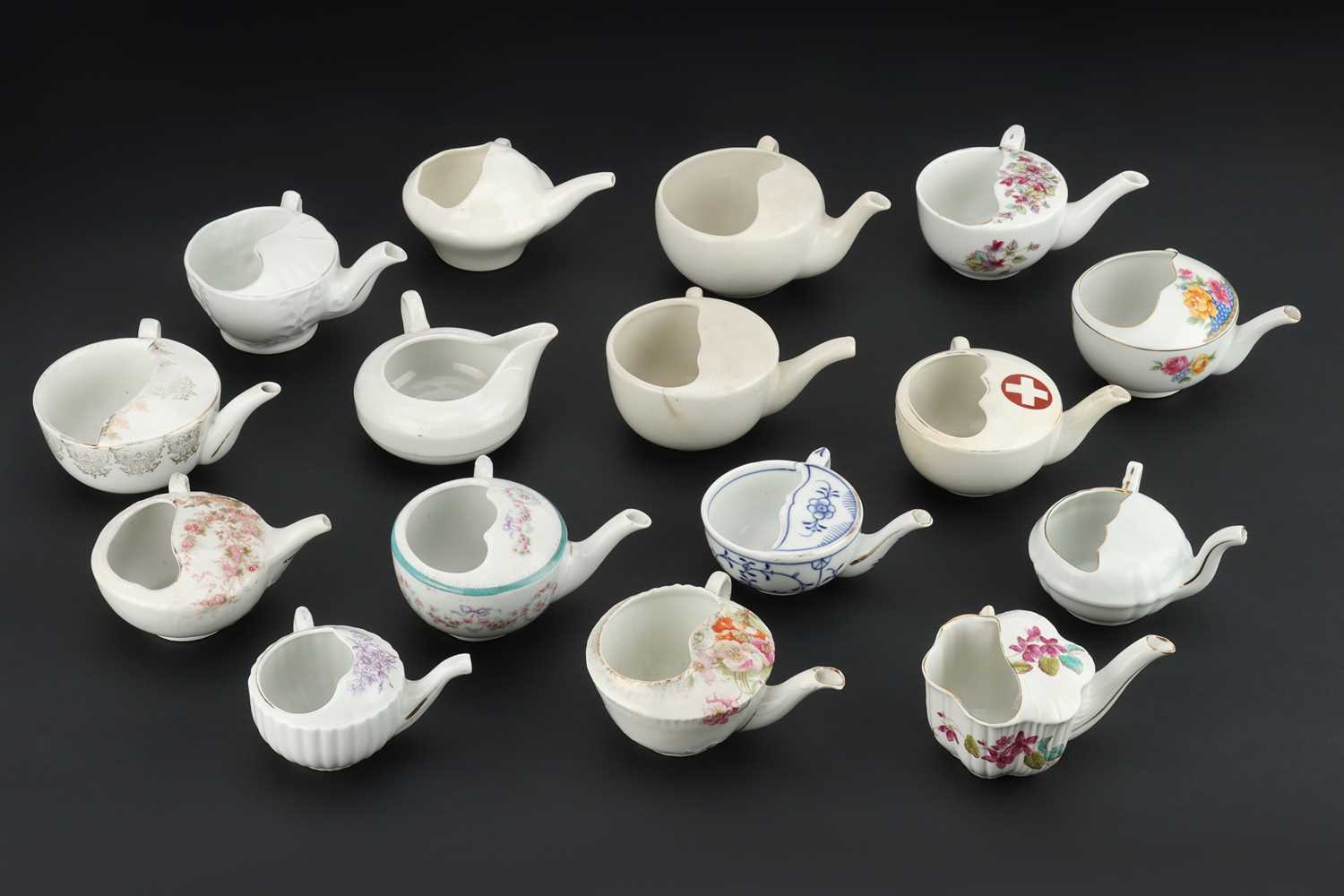Lot 63 - A Collection of Feeding Pots