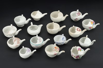 Lot 63 - A Collection of Feeding Pots