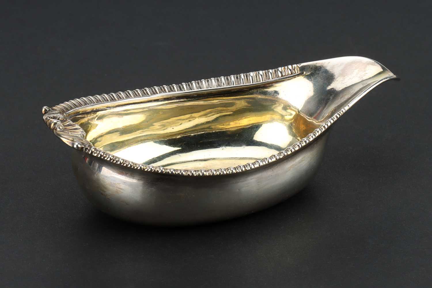 Lot 72 - A George III Pap Boat