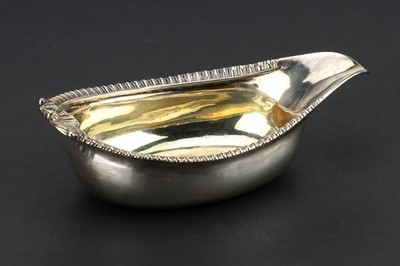 Lot 72 - A George III Pap Boat