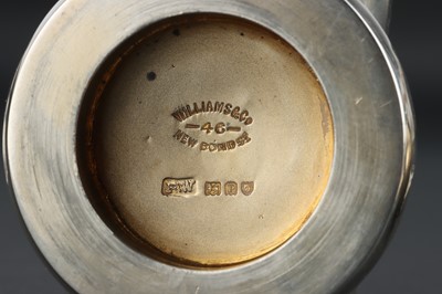 Lot 84 - A George V Silver Travelling Canteen