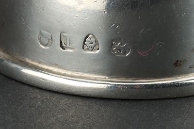 Lot 84 - A George V Silver Travelling Canteen