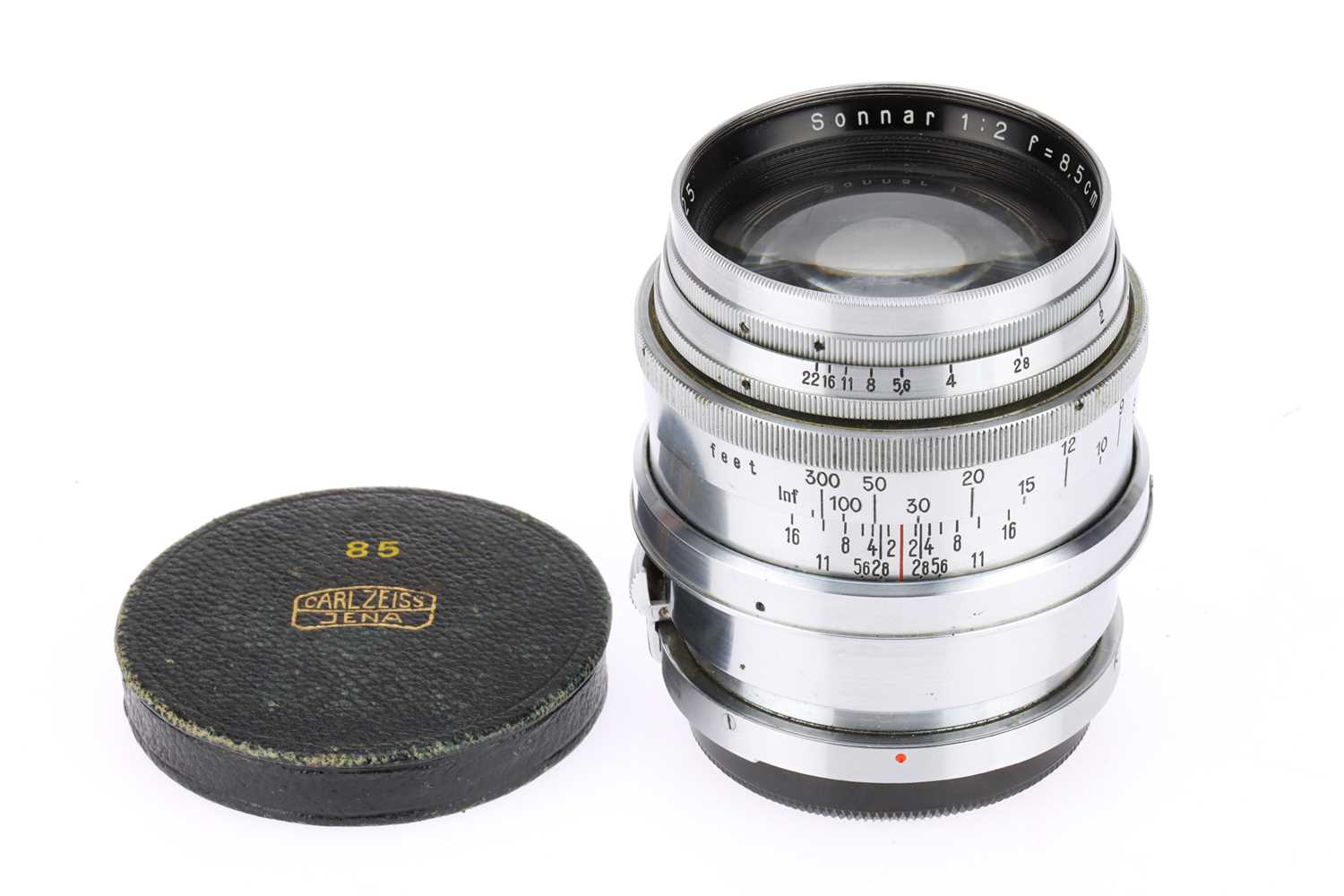 Lot 769 - A Carl Zeiss Jena Sonnar f/2 8.5cm Camera