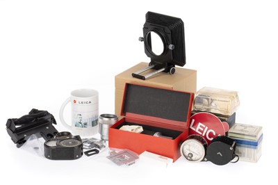 Lot 68 - A Selection of Leitz Wetzlar Photographica