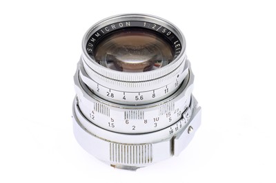Lot 4 - A Leitz Dual Range Summicron f/2 50mm Camera Lens