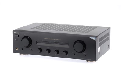 Lot 900 - A Sony TA-FE570 Spontaneous Twin Drive