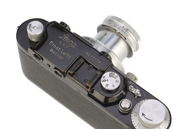 Lot 4 - A Leica II Model D Rangefinder Camera
