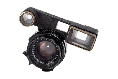 Lot 55 - A Leitz Summilux f/1.4 35mm Lens