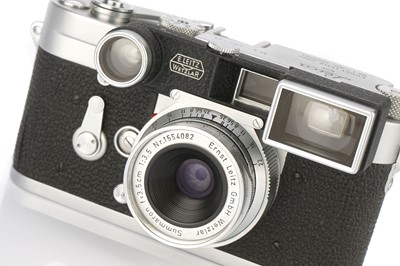 Lot 42 - A Leica M3 DS Rangefinder Camera