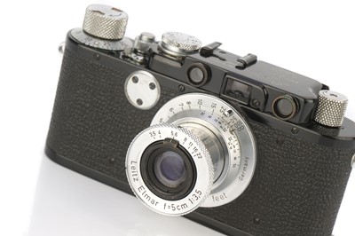 Lot 5 - A Leica IIf Rangefinder Camera