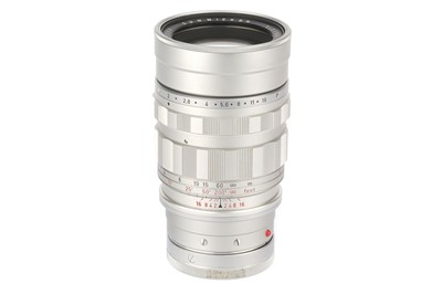 Lot 68 - A Leitz Summicron f/2 90mm Lens