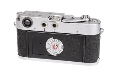 Lot 30 - A Leica M3 DS Rangefinder Camera Body