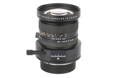 Lot 79 - A Leitz PC-Super-Angulon-R f/2.8 28mm Lens