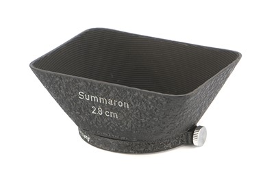 Lot 91 - A Leitz SOOBK Lens Hood