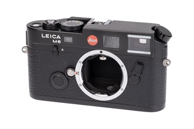Lot 44 - A Leica M6 0.72 TTL Rangefinder Body